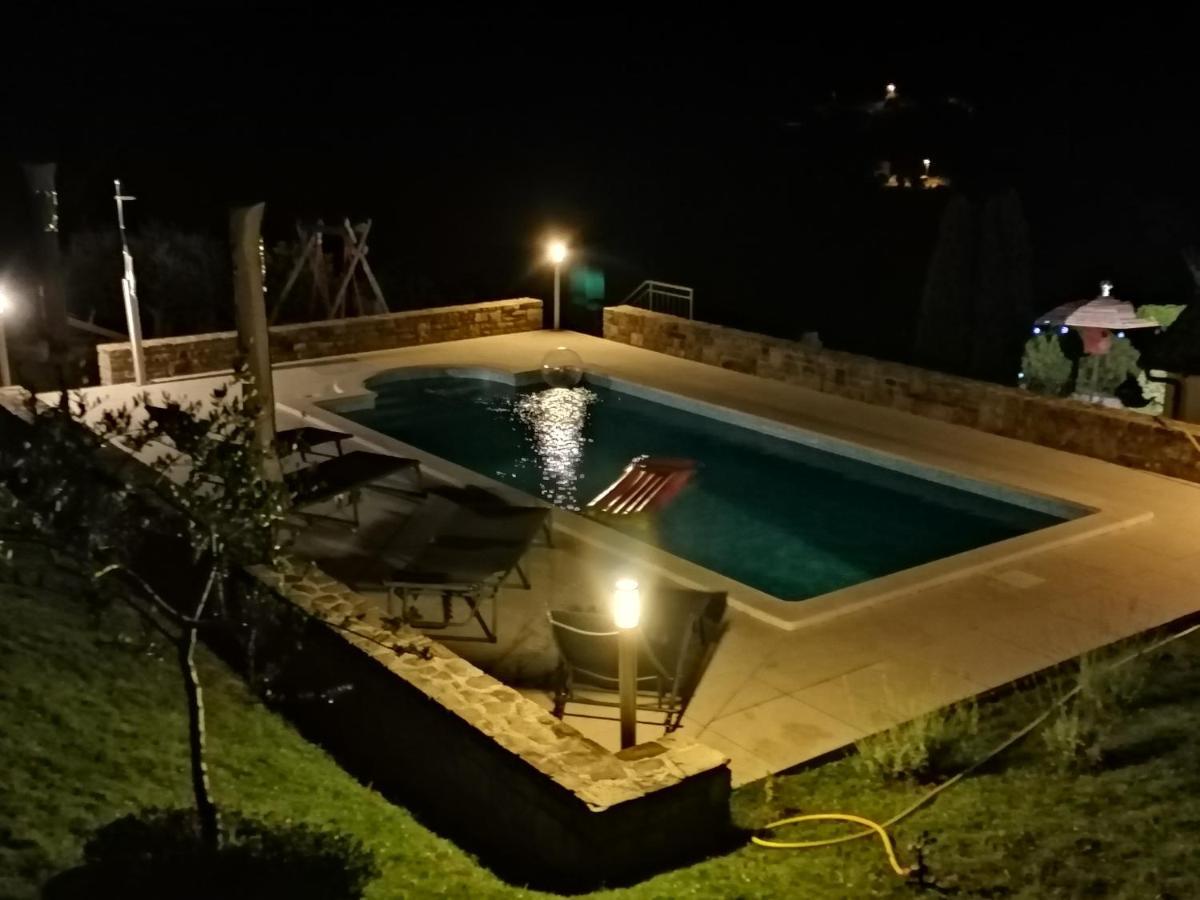 Holiday House Dol Cerovlje المظهر الخارجي الصورة