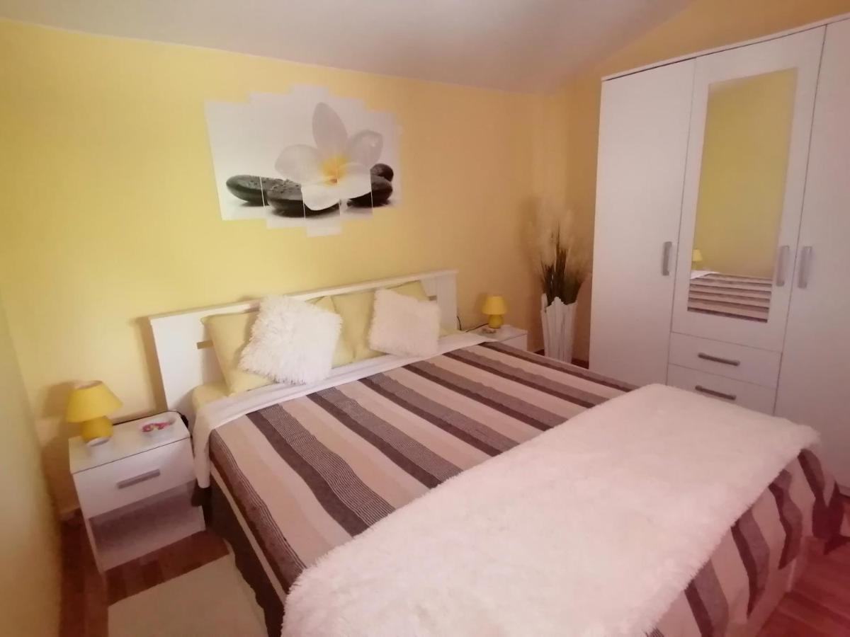 Holiday House Dol Cerovlje المظهر الخارجي الصورة