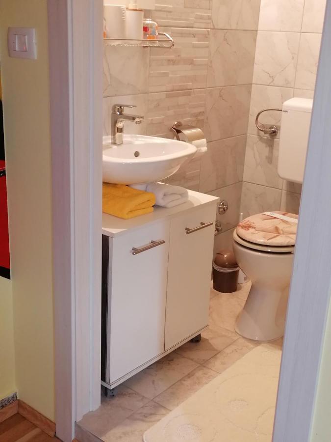 Holiday House Dol Cerovlje المظهر الخارجي الصورة